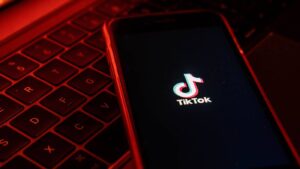 TikTok as a young traffic source. Should affiliates test it?