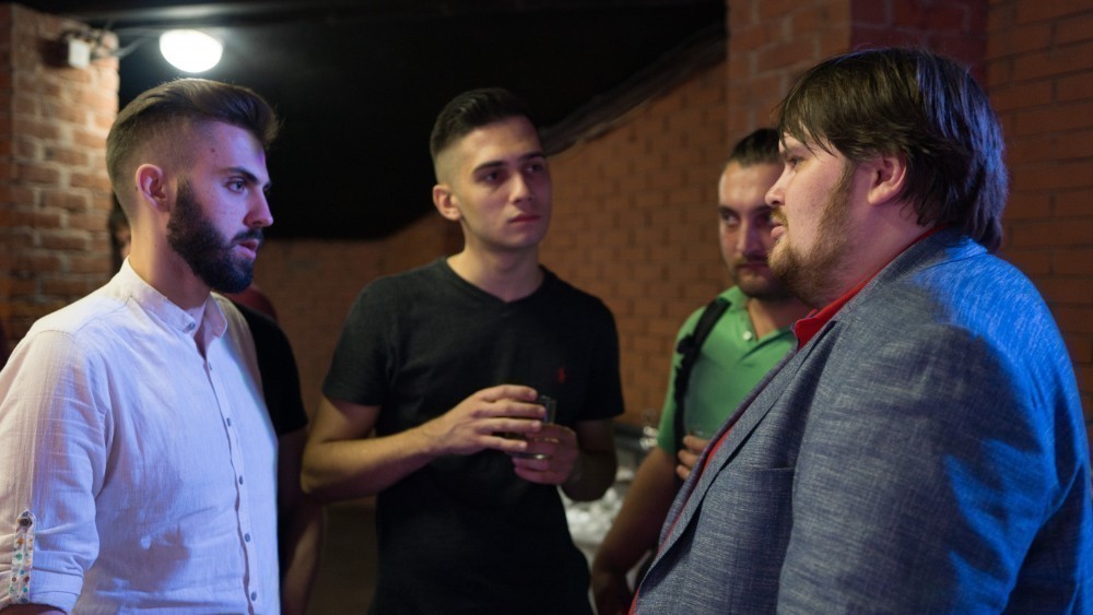 interview Adcombo